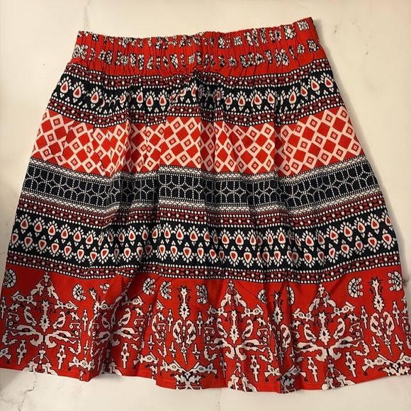 Red and Black RAGA Patterned Women's Boho Style Mini Skirt XS NWT - Picture 4 of 5
